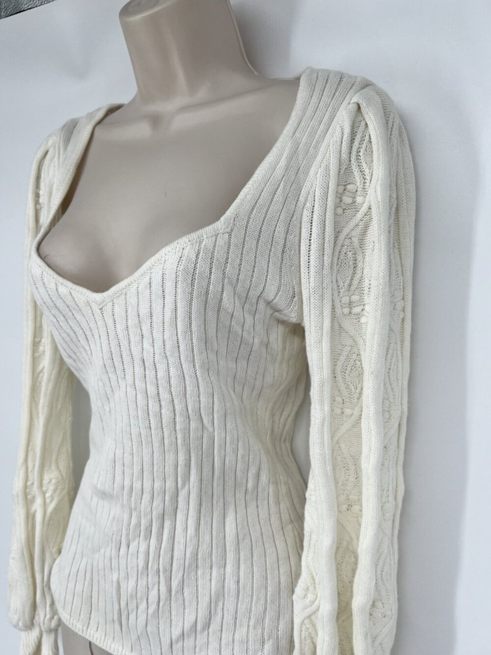 Women’s Paige Europa Organic Cotten Silk Blend Ribbed Sweater Ivory Size Medium